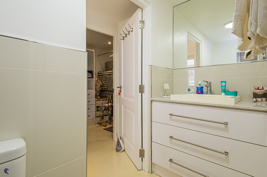 4 Bedroom Property for Sale in Myburgh Park Western Cape